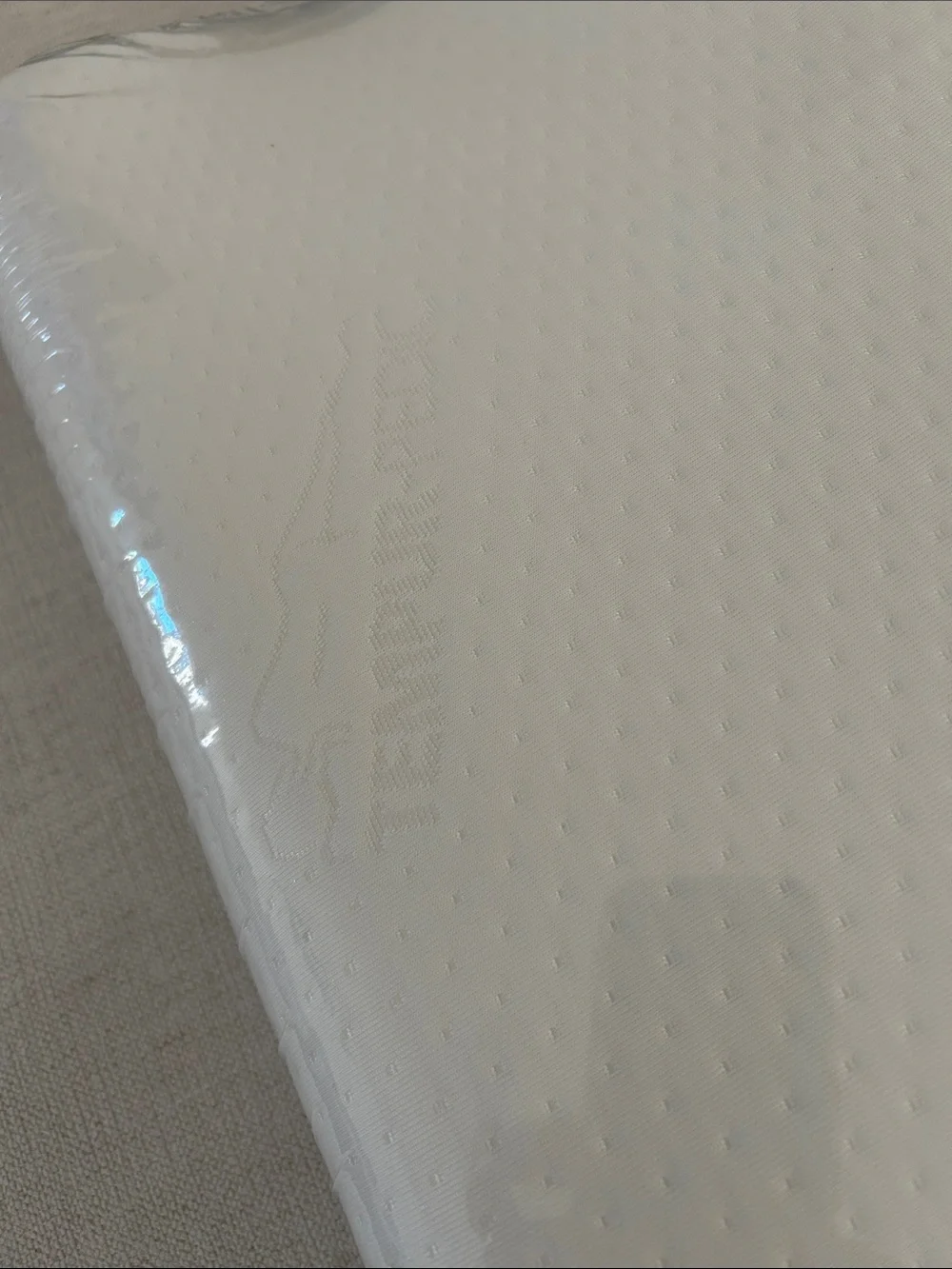 Tempur-Pedic TEMPUR-Ergo Neck Pillow, Large Profile, White, NWT NO BOX